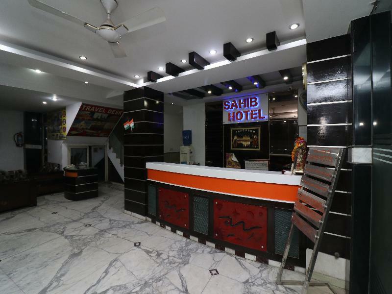 Oyo 27823 Hotel Sahib Delhi  Kültér fotó